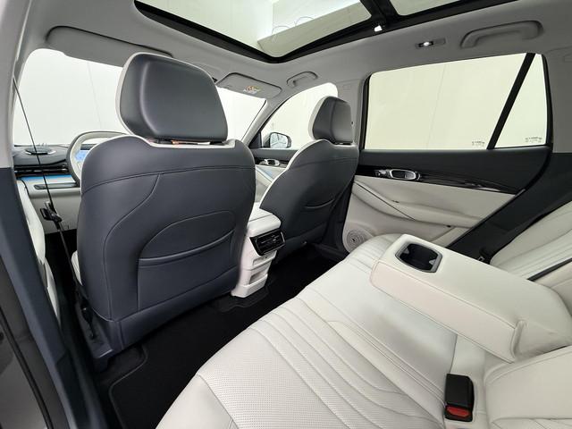 Geely E5