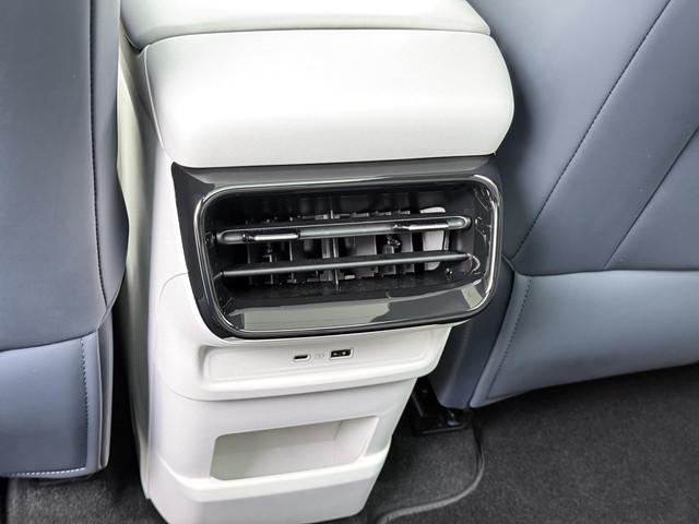 Geely E5