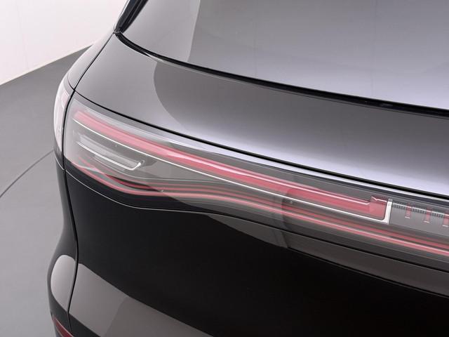Geely E5
