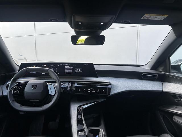 Peugeot E-3008