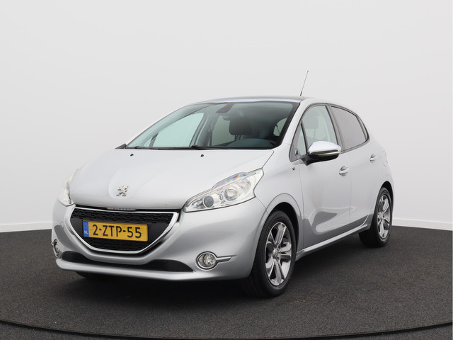 Peugeot 208 2015 Benzine