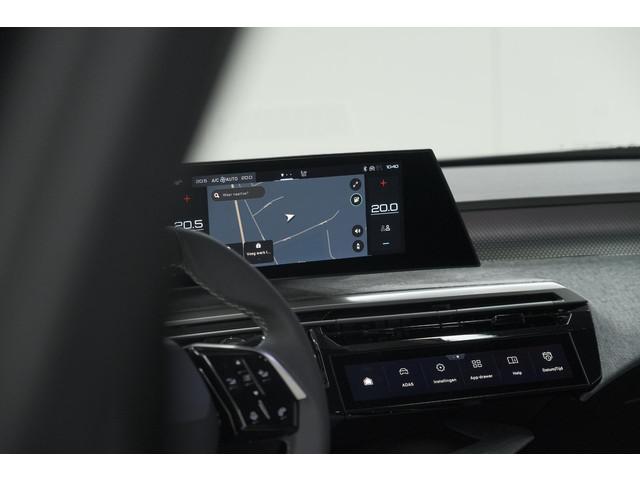 Peugeot E-3008