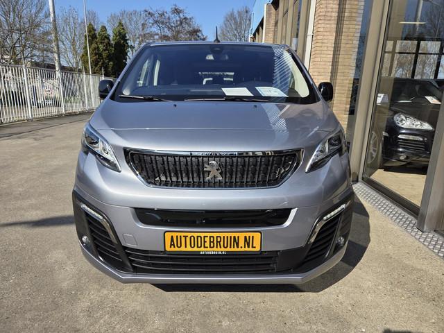Peugeot e-Traveller