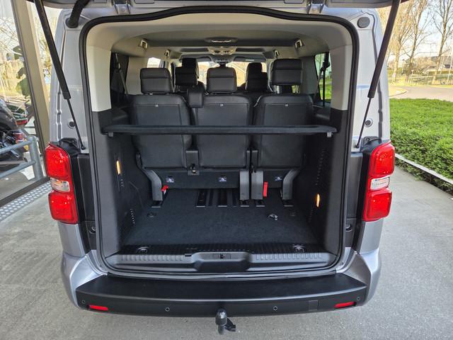 Peugeot e-Traveller