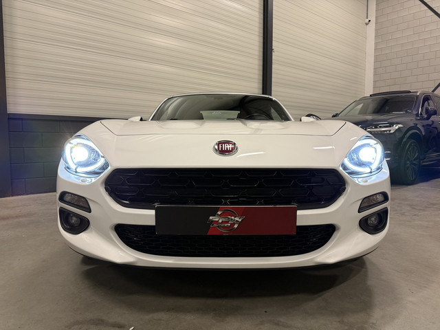 Fiat 124 Spider