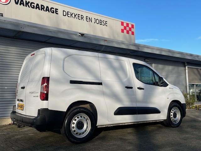 Toyota pro-ace