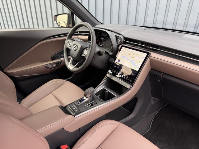 Lexus LBX