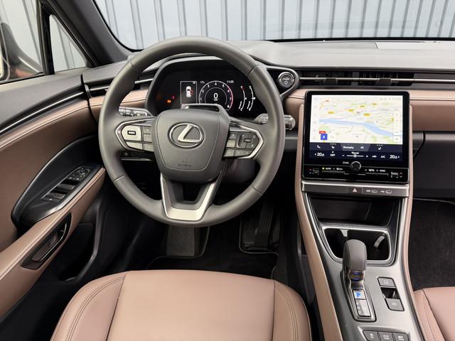 Lexus LBX