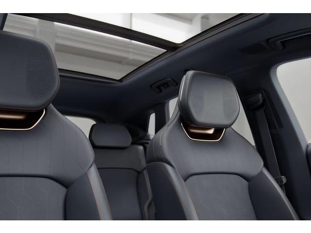 Lynk & Co 08