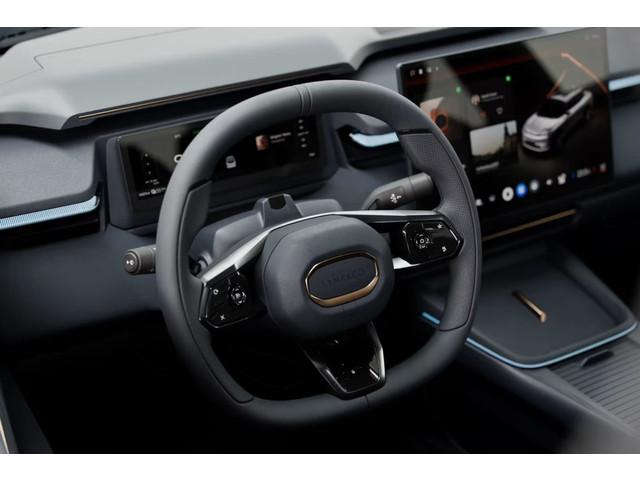 Lynk & Co 08