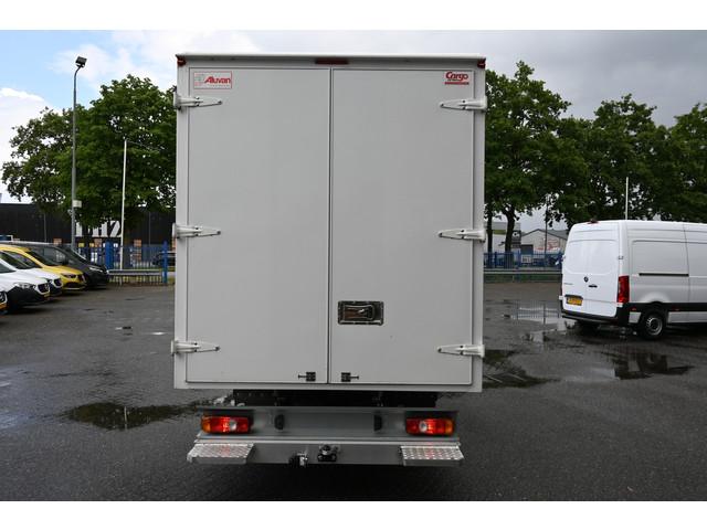 FUSO Canter
