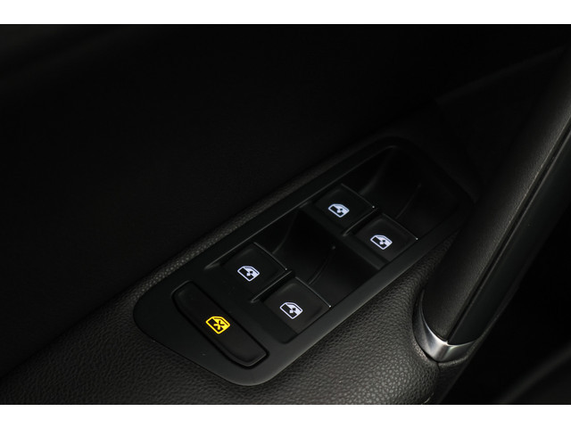 Volkswagen Golf 2016 Benzine