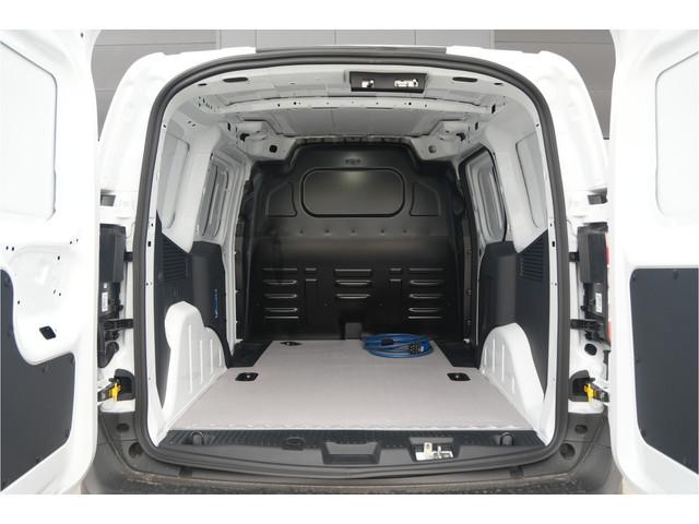 Ford E-Transit Courier