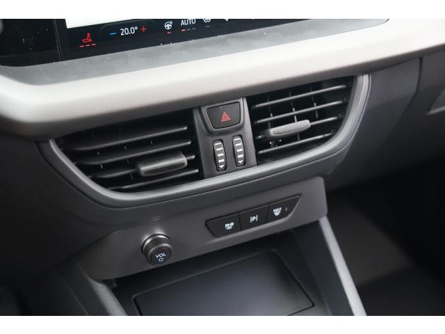 Ford E-Transit Courier
