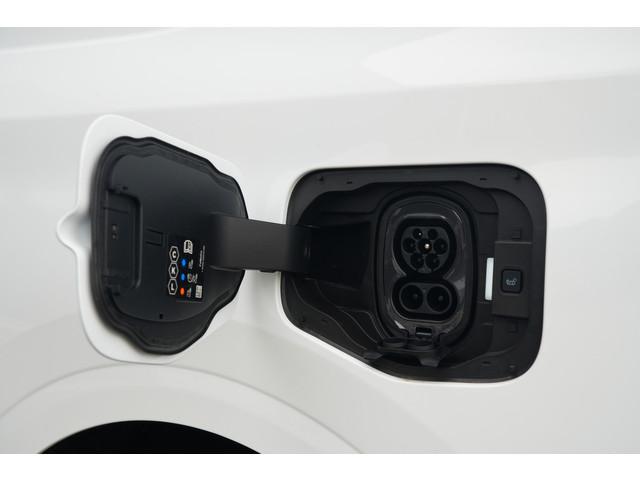 Ford E-Transit Courier