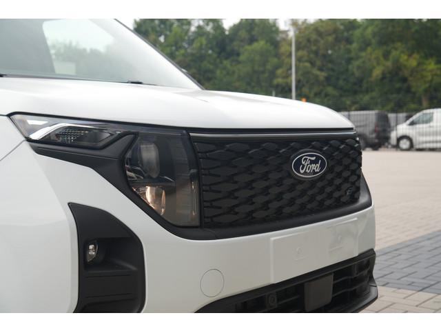 Ford E-Transit Courier