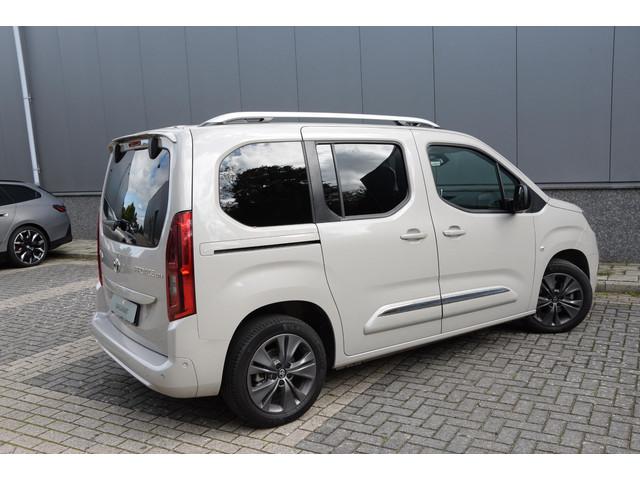 Toyota pro-ace
