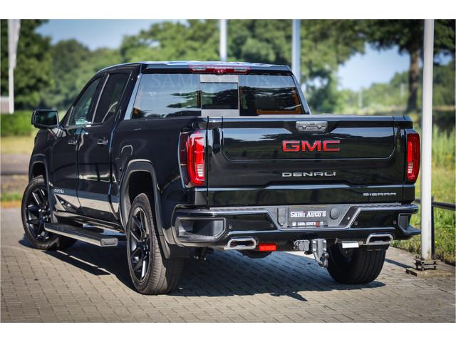 GMC Sierra
