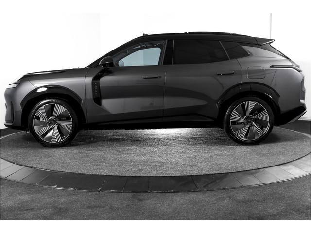 Lynk & Co 08