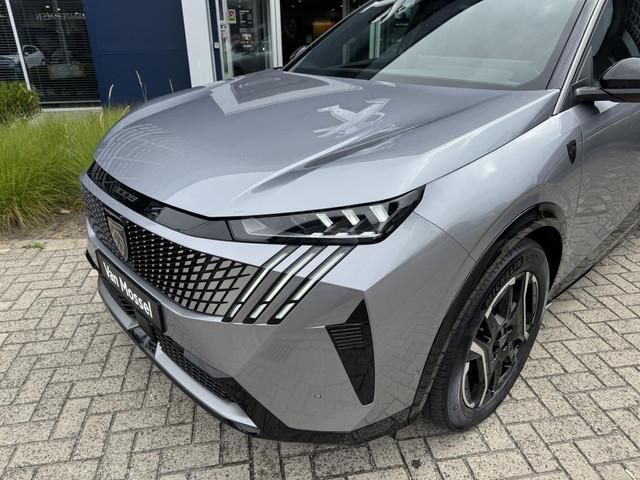 Peugeot E-3008