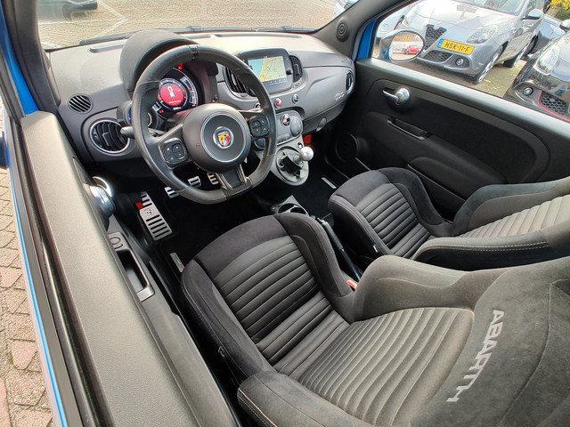 Abarth 695