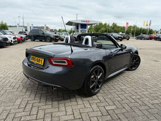 Fiat 124 Spider