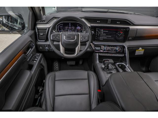GMC Sierra