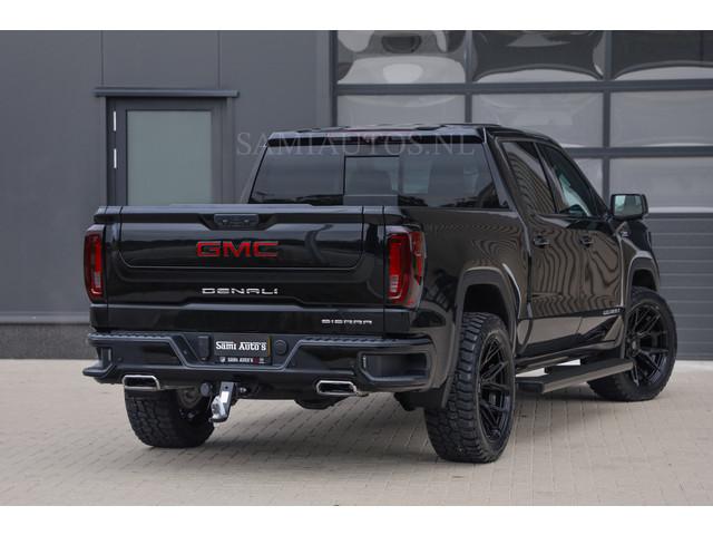 GMC Sierra