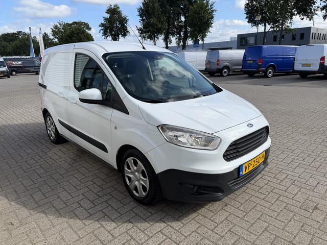 Ford Transit Courier