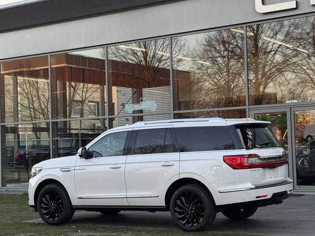 Lincoln Navigator