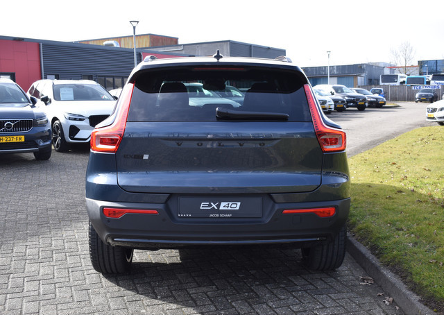Volvo EX40