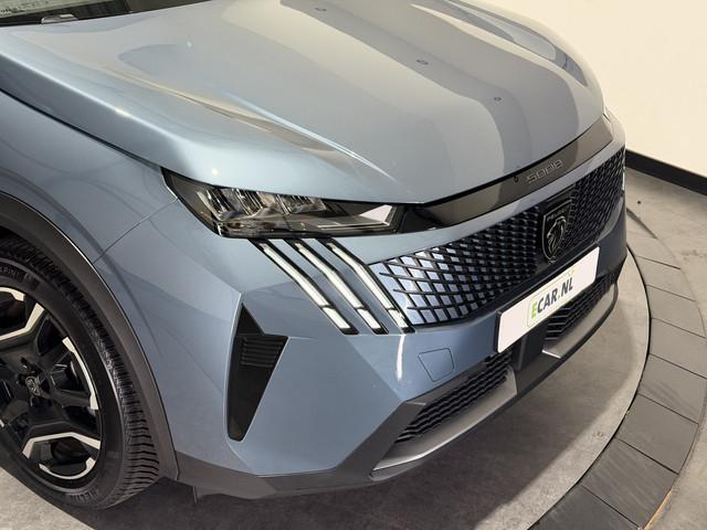 Peugeot E-5008