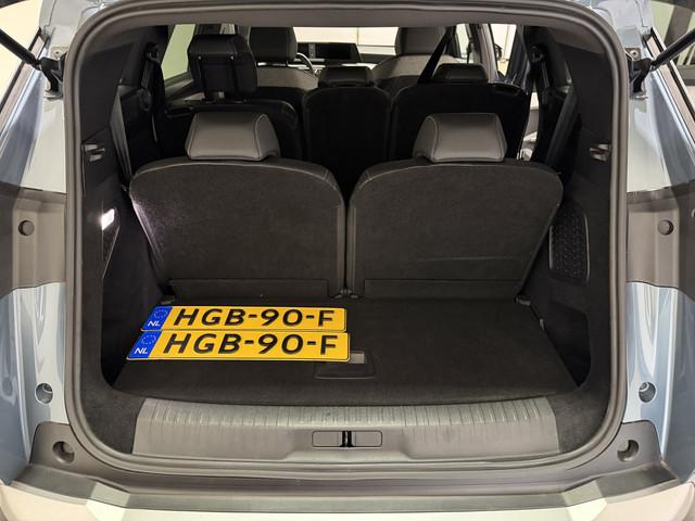 Peugeot E-5008
