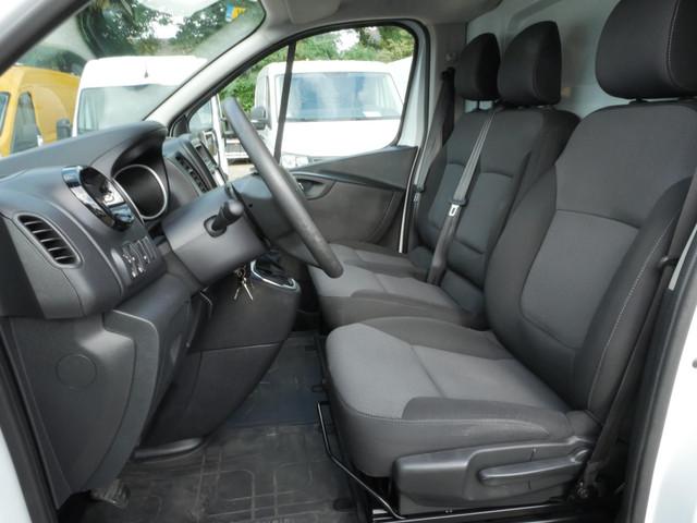 Nissan NV300