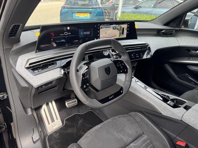Peugeot E-3008