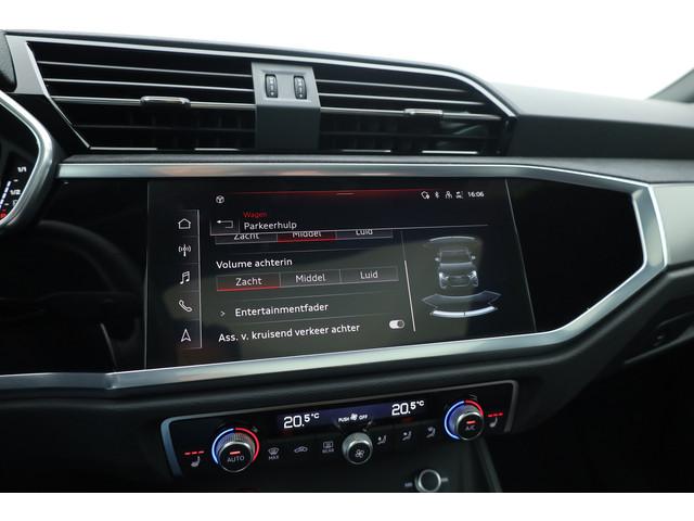 Audi RSQ3