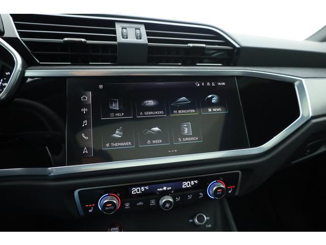 Audi RSQ3