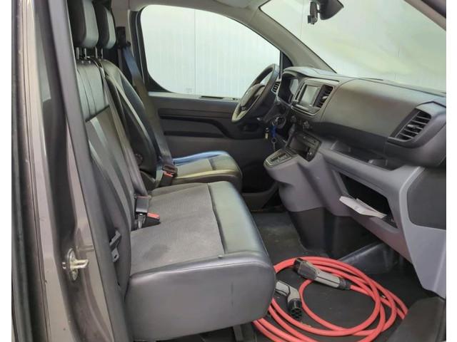 Toyota pro-ace
