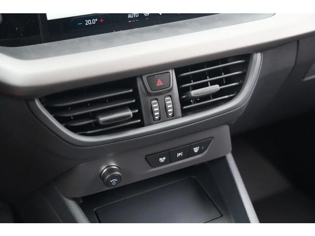 Ford E-Transit Courier