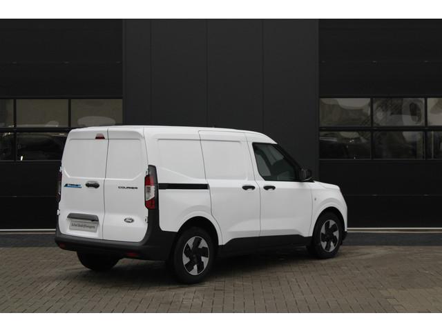 Ford E-Transit Courier