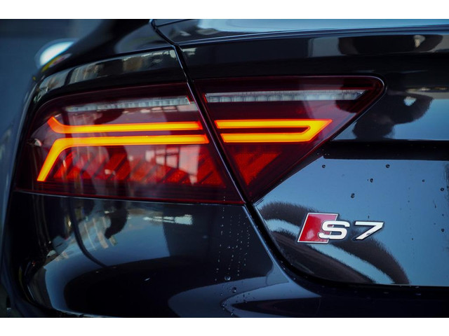Audi S7
