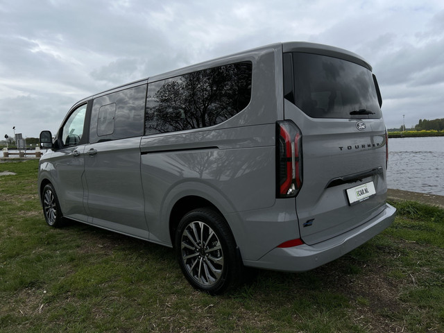 Ford Tourneo