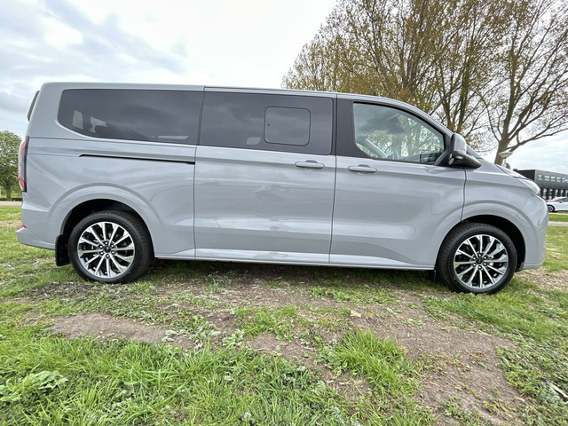 Ford Tourneo