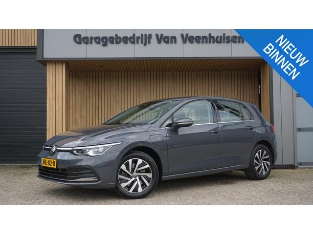 Volkswagen Golf 2022 Hybride