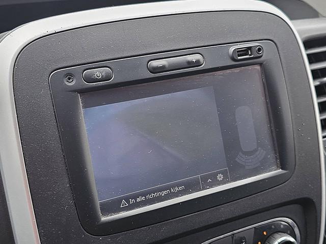 Nissan NV300