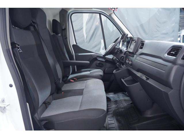 Nissan Interstar