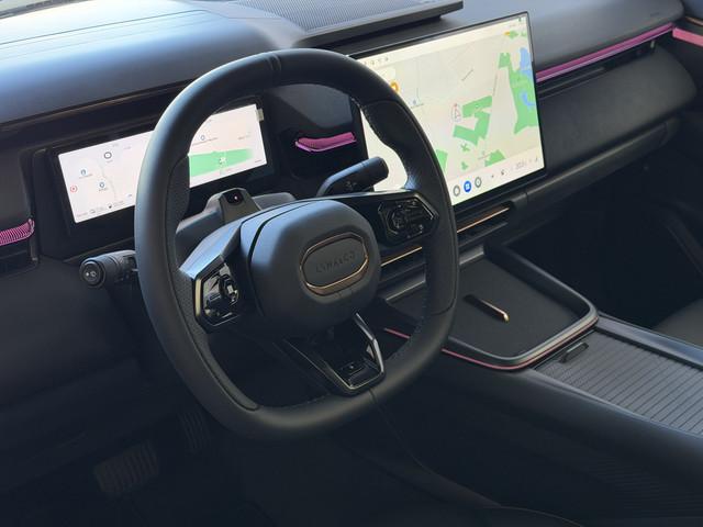 Lynk & Co 08