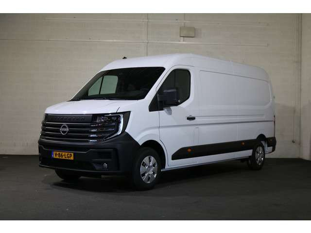 Nissan Interstar