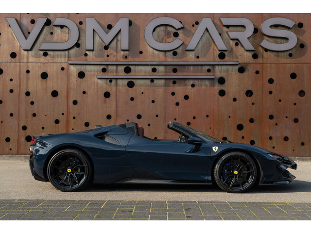Ferrari SF90 Spider