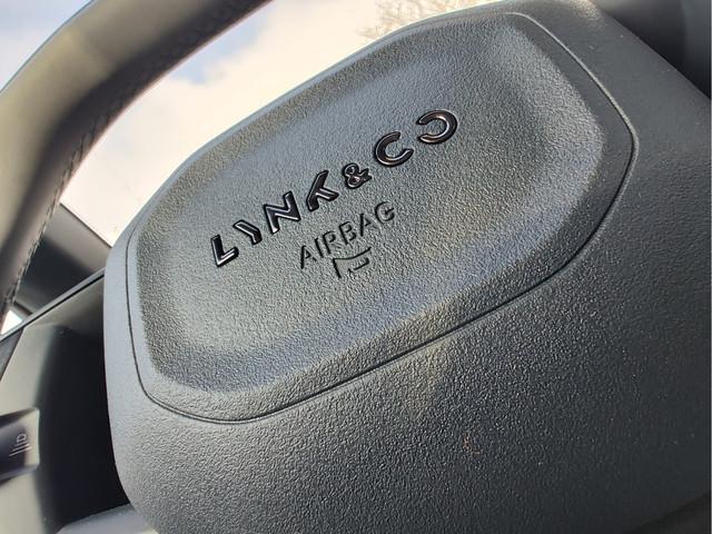 Lynk & Co 02
